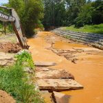 Dinding Talud Kolam Retensi di Sungai Kampung Ulu Mentok Roboh