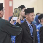 Bong Ming Ming Lantik Achmad Nursyandi Jadi Kepala Dinsos PMD 