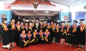 UBB Berhasil Wisuda 274 Mahasiswa dari Enam Fakultas