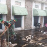 Peduli Cagar Budaya, Yonif 147/KGJ Bersih-Bersih Pesanggrahan Menumbing