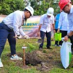 Penanaman Pohon Peringati Hari Bumi 2024, PLN Dukung Upaya Konservasi Lingkungan untuk Generasi Mendatang