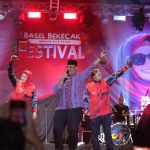 Hadiri Puncak Basel Bekecak, Pj Gubernur Safrizal Nyanyi Lagu Bento 