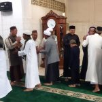 Bupati Riza Herdavid Salat Iduladha di Masjid Nurul Huda Air Bara