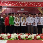 Algafry-Efrianda Berjalan Kaki Daftar Cabup-Cawabup ke KPU