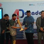 Pj Gubernur Safrizal Serahkan Bantuan 19 Kaki Palsu