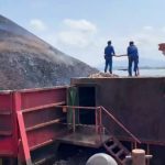 Tongkang BG Ocean Perkasa 8 Bermuatan Batu Bara Terbakar di Perairan Tembelok