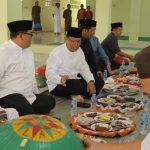 Pj Gubernur Sugito Ikut Rayakan Maulid Nabi bersama Masyarakat Desa Kemuja