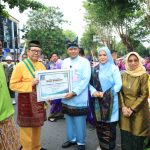 Hari Jadi ke-267 Pangkalpinang, Pj Wali Kota Budi Utama Beri Penghargaan dan Bansos