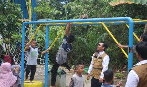PLN Serahkan Bantuan TJSL Sarana Pendidikan, Dukung Pembelajaran Aktif di Sekolah Alam