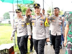 Pastikan Pemungutan Suara Berjalan Lancar dan Aman, Kapolda Babel dan Forkopimda Cek TPS di Bangka Tengah