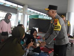 Pastikan Pelayanan Nataru Lancar dan Aman, Kapolda Babel Cek Pos Pelayanan Bandara & Pelabuhan