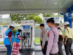 Jelang Perayaan Natal dan Tahun Baru, PLN UP3 Belitung Bersama Polres Belitung Pastikan SPKLU Siap _All-out_ Layani Pengguna _EV