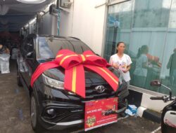 Warga Toboali Gembira Menang Undian Mobil Toyota Rush Tabungan Pesirah Bank Sumsel Babel