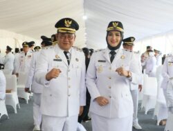 Resmi Dilantik Presiden RI, Riza Herdavid dan Debby Vita Dewi Kembali Pimpin Bangka Selatan