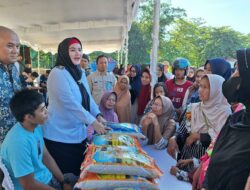 Wabup Debby Tinjau Operasi Pasar Murah di Pantai Nek Aji Toboali