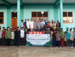 Tim Baher Sebar Keberkahan 1.000 Takjil ke Ponpes hingga Masjid di Pesisir