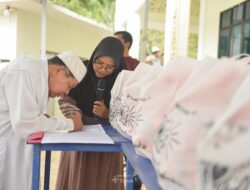 Berbagi Kebahagiaan, Sobat Aksi Ramadan Kementerian BUMN dan PT Timah Berbagi Paket Sembako untuk Masyarakat Bangka Barat