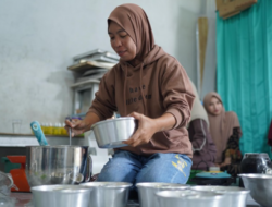 Berdayakan Kelompok Perempuan untuk Tingkatkan Perekonomian Keluarga , PT Timah Dukung UMKM Mandiri Puding Besar