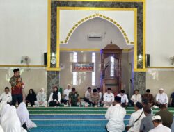 Silaturahmi dengan Jemaah Calon Haji 2025, Bupati Riza: Semoga Membawa Berkah Bagi Daerah