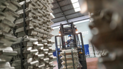 Kinerja Cemerlang, Laba Bersih PT TIMAH Tbk (TINS) Terbang