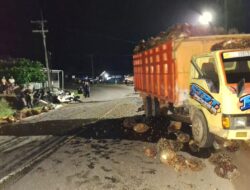 Kecelakaan Maut Truk Vs Minibus di Desa Keposang, 1 Tewas 1 Kritis