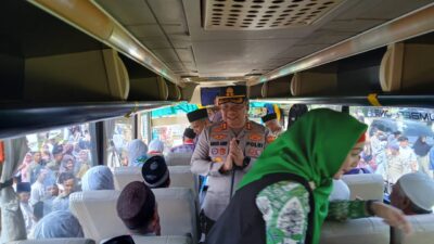 Kapolres Basel Tinjau Langsung Personel Pengamanan Keberangkatan Calon Jemaah Haji