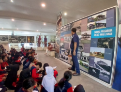 Asyiknya Belajar Sejarah di Museum Timah Indonesia, Siswa SDN 4 Mentok Antusias Banget