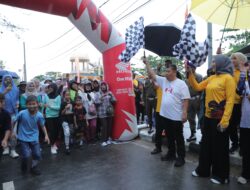 Gubernur Babel Hidayat Arsani Meriahkan Pasir Padi Beach Festival 2025, Jalan Pagi Bersama Masyarakat di Tengah Hujan
