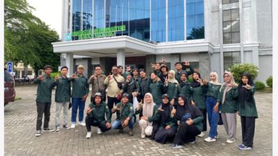 PT Timah Dukung Praktikum Ekosistem Pesisir di Pulau Kelapan, Mahasiswa Observasi Langsung ke Alam