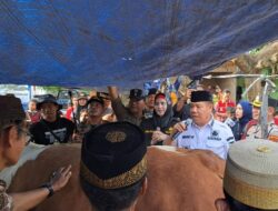 Masjid Al Ikhlas Desa Sadai Terima Bantuan Sapi Presiden, Wabup Debby Vita Dewi Terima Langsung dari Gubernur
