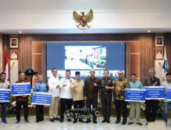 Wujudkan Kesejahteraan dan Kemandirian Desa, PT Timah Serahkan Bantuan untuk 18 BUMDes di Bangka Belitung