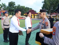 30 Anggota Polda Babel Terima Penghargaan, Irjen Pol Hendro : Sebagai Motivasi Untuk Bekerja Lebih Baik