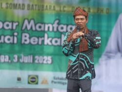 Masyarakat Parittiga Antusias Ikuti Tabligh Akbar Ustaz Abdul Somad