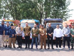 Pantau Distribusi Logistik Pilkada Ulang, Pj Wali Kota Pangkalpinang Tekankan Partisipasi Masyarakat