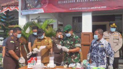 ‎Kejari Bangka Tengah Musnahkan Barang Bukti dari 31 Perkara Inkrah