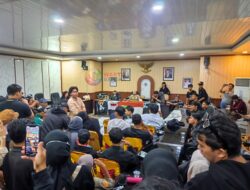 Sampaikan 16 Tuntutan, BEM SI Babel Gelar Aksi Unjuk Rasa di Gedung DPRD