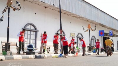 Gotong Royong untuk Merah Putih, PT Timah Gelar Aksi Bersih-Bersih Kota Bersama Forkopimda Bangka Selatan dan Masyarakat