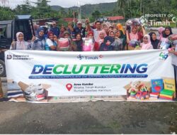 Karyawan PT Timah Berbagi Barang Layak Pakai untuk Warga Lingkar Tambang di Momen HUT ke-49 Perusahaan