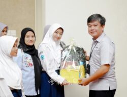 Dari Beasiswa Pendidikan Hingga UMKM, PT Timah Hadirkan Manfaat Nyata bagi Masyarakat di Wilayah Operasional