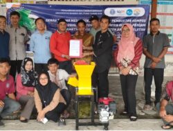 Dari Kampus Ke Desa, UBB Serahkan Mesin Pencacah Bahan Pembuatan Kompos ke Desa Pergam