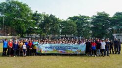 Peringati World Clean Up Day, PT Timah Bersama Pelajar dan Masyarakat Gotong Royong Bersihkan Kawasan Taman Sari