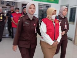 Kejari Bangka Tengah Tahan Dua Tersangka Kasus Dugaan Korupsi Tahura Bukit Mangkol