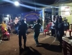 Penampilan Dambus Kenangan Masa, Emak-emak Larut dalam Joget Penuh Nostalgia di Air Aceng