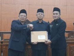 DPRD Bateng Gelar Rapat Paripurna Penyampaian Raperda APBD Beserta Nota Keuangan APBD Tahun 2026
