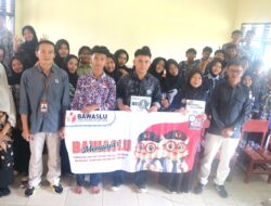 Bangun Kesadaran Demokrasi Sejak Dini, Sahirin Ajak Pelajar SMK Handayani Jadi Generasi Peduli Pemilu