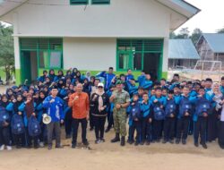 Wabup Serahkan Bantuan Perlengkapan Sekolah Gratis Program Riza-Debby untuk Siswa SD & SMP Muhammadiyah Toboali