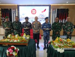 Semarakkan HUT TNI, Kapolda Babel Bawa Tumpeng Ke Korem 045/Gaya