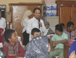 Bawaslu Bangka Tengah Edukasi Siswa SLB Koba: Penyandang Disabilitas Punya Kesetaraan Hak Politik