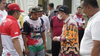 ‎Pemkab Bangka Tengah Bersama BPJN Babel Gelar Gotong Royong di Desa Belilik Namang