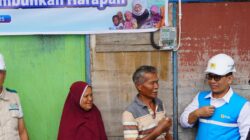 Cahaya dan Harapan di HLN ke-80: PLN Sambungkan Listrik Gratis bagi Keluarga Prasejahtera di Padang